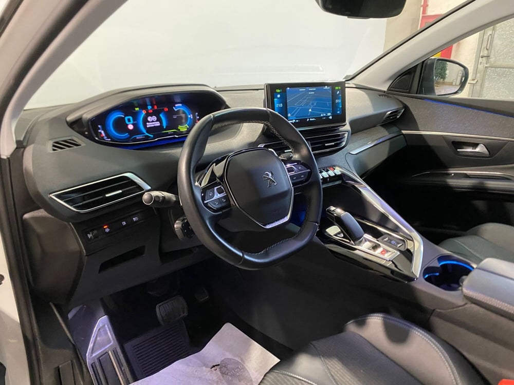 Peugeot 3008 usata a Bari (13)
