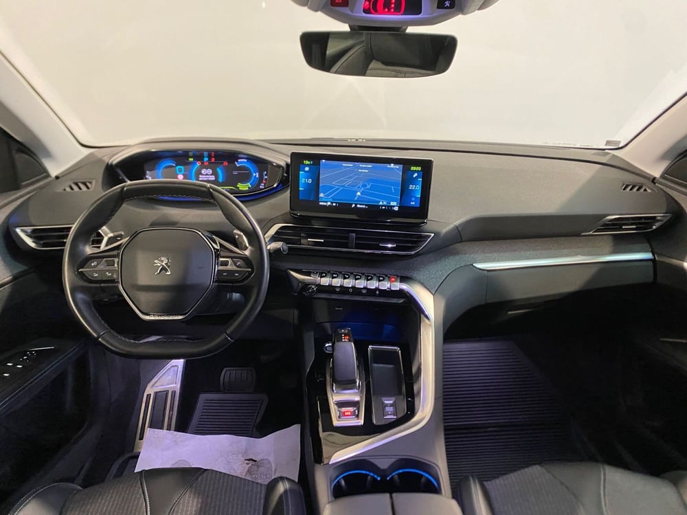 Peugeot 3008 usata a Bari (17)
