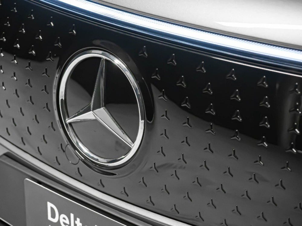Mercedes-Benz EQA nuova a Rimini (3)