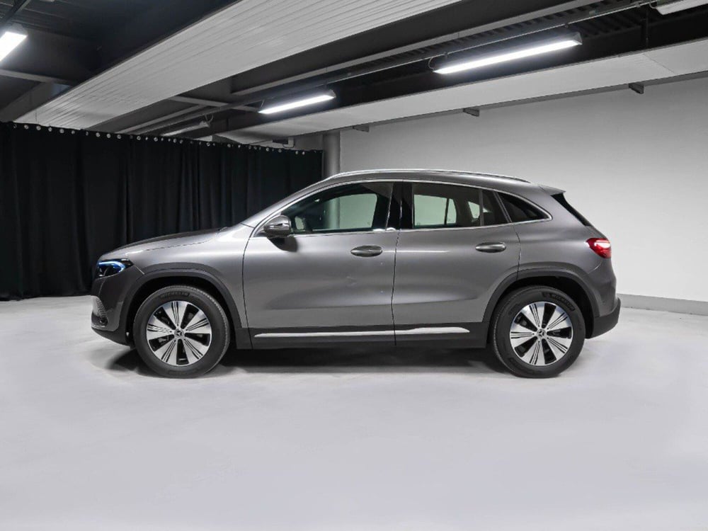 Mercedes-Benz EQA nuova a Rimini (6)