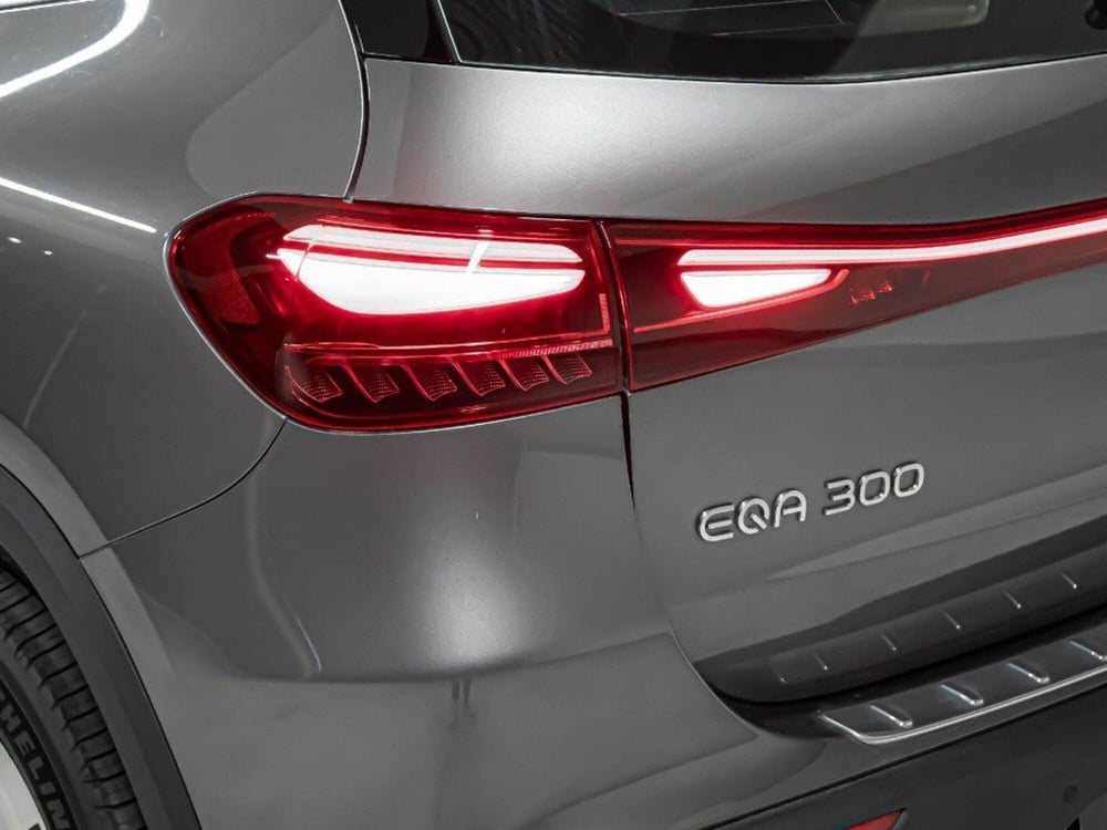 Mercedes-Benz EQA nuova a Rimini (7)