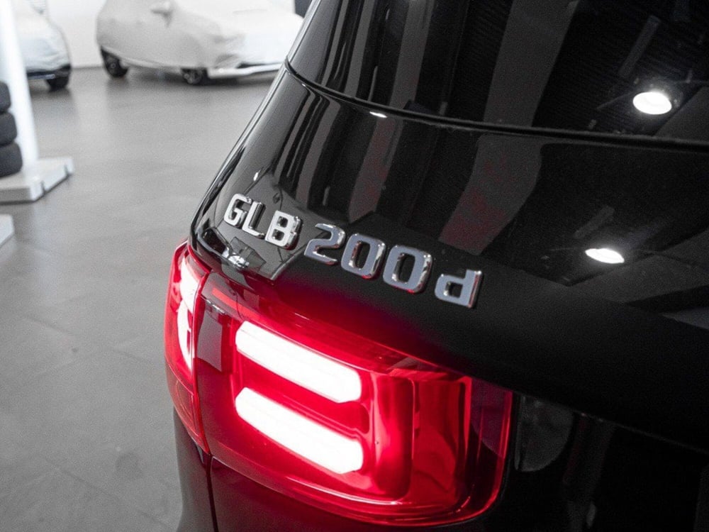 Mercedes-Benz GLB nuova a Rimini (10)