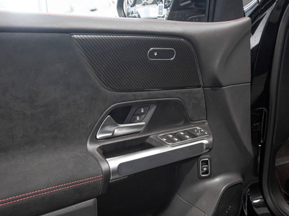 Mercedes-Benz GLB nuova a Rimini (13)