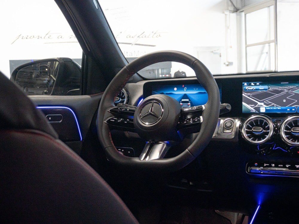 Mercedes-Benz GLB nuova a Rimini (19)