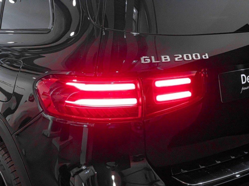 Mercedes-Benz GLB nuova a Rimini (6)