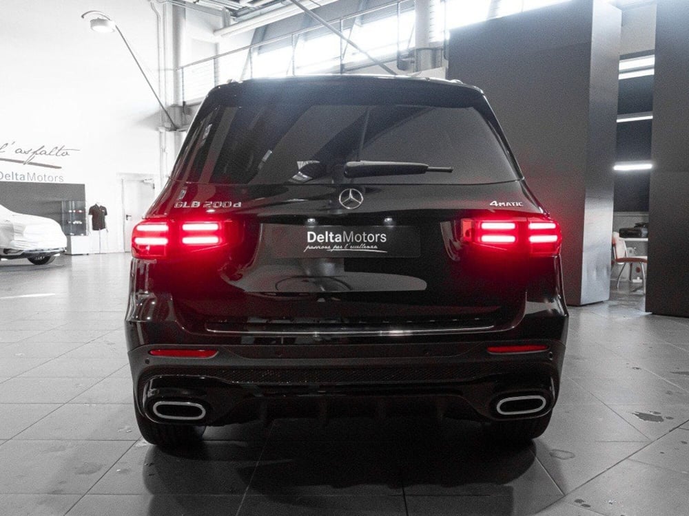 Mercedes-Benz GLB nuova a Rimini (7)