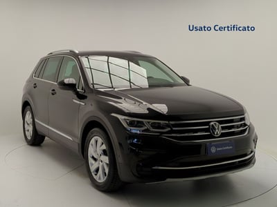 Volkswagen Tiguan 2.0 TDI 150 CV SCR DSG 4MOTION Elegance del 2021 usata a Pratola Serra