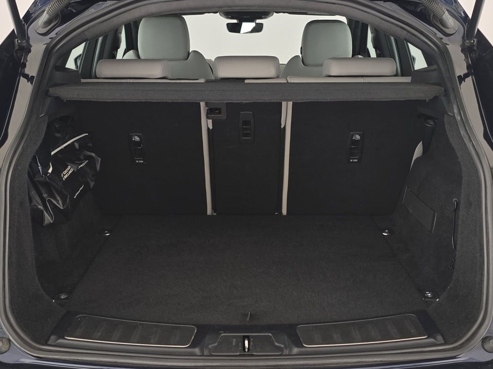 Jaguar E-Pace usata a Alessandria (8)