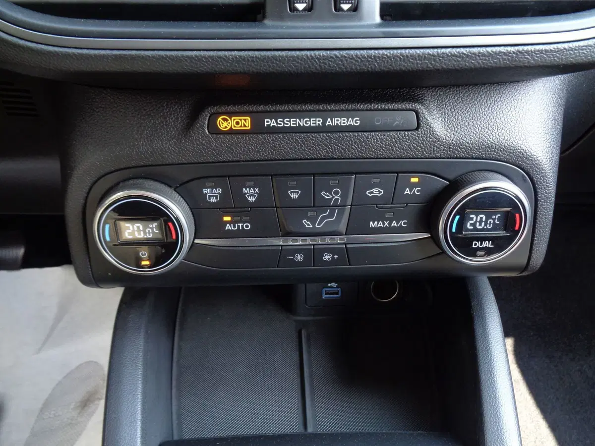 Ford Focus usata a Treviso (16)