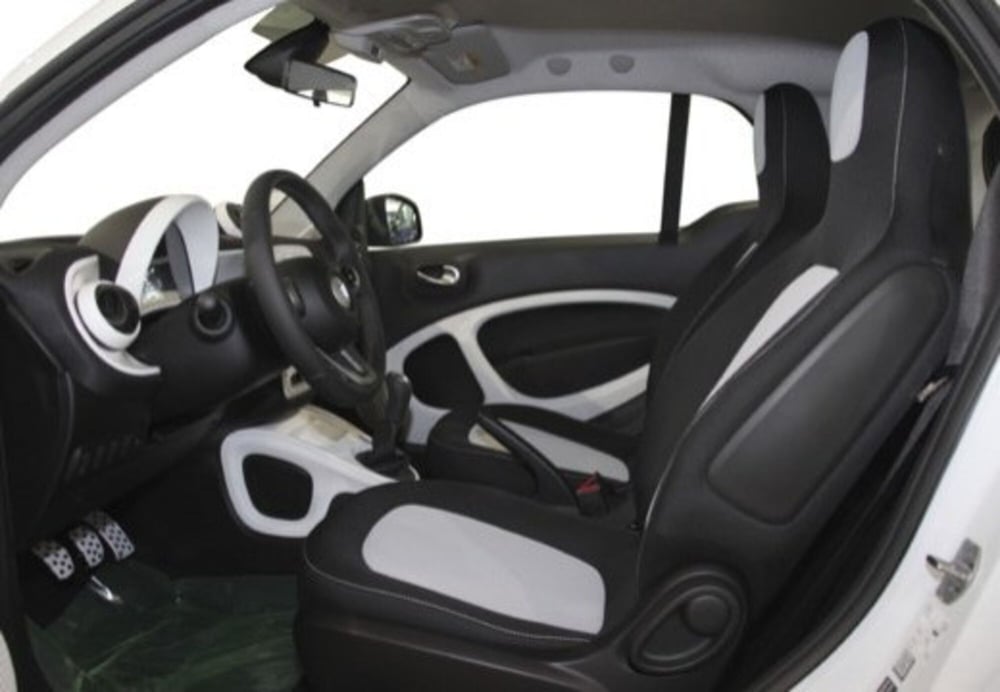smart Fortwo usata a Varese (16)