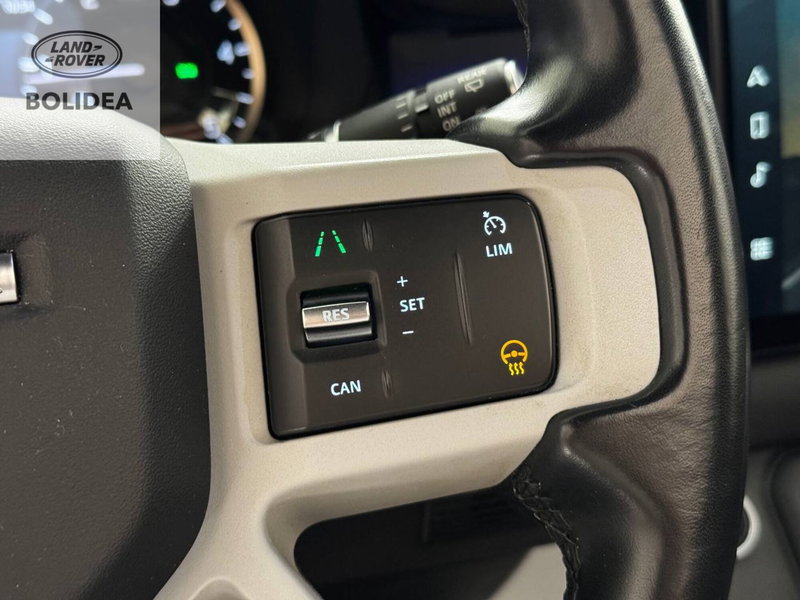 Land Rover Defender usata a Savona (14)