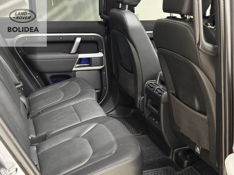 Land Rover Defender usata a Savona (5)