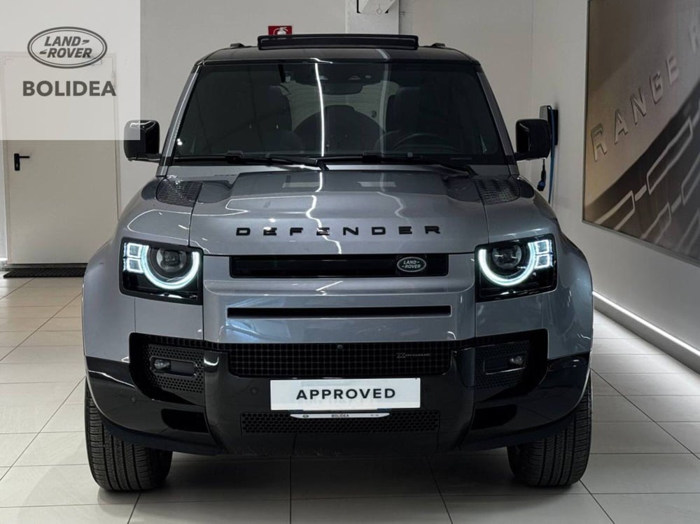Land Rover Defender usata a Savona (8)