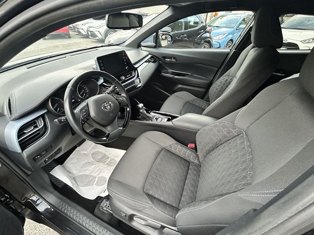 Toyota Toyota C-HR usata a Bergamo (13)