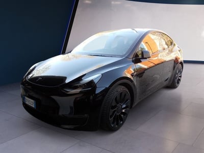Tesla Model Y Performance Dual Motor awd del 2023 usata a Fisciano