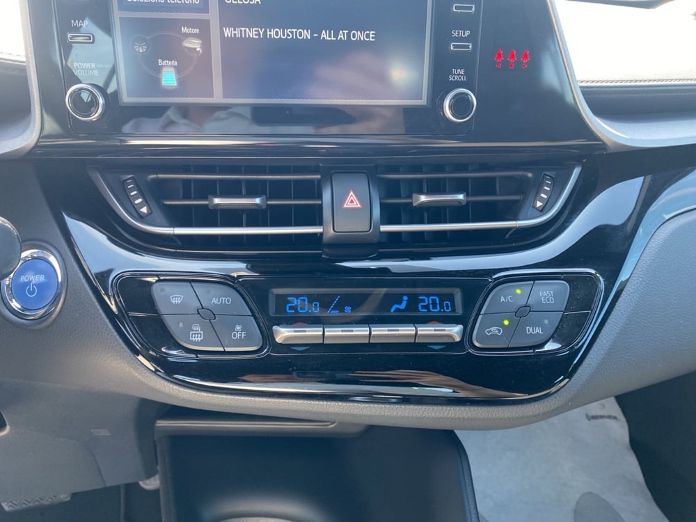 Toyota Toyota C-HR usata a Vicenza (16)