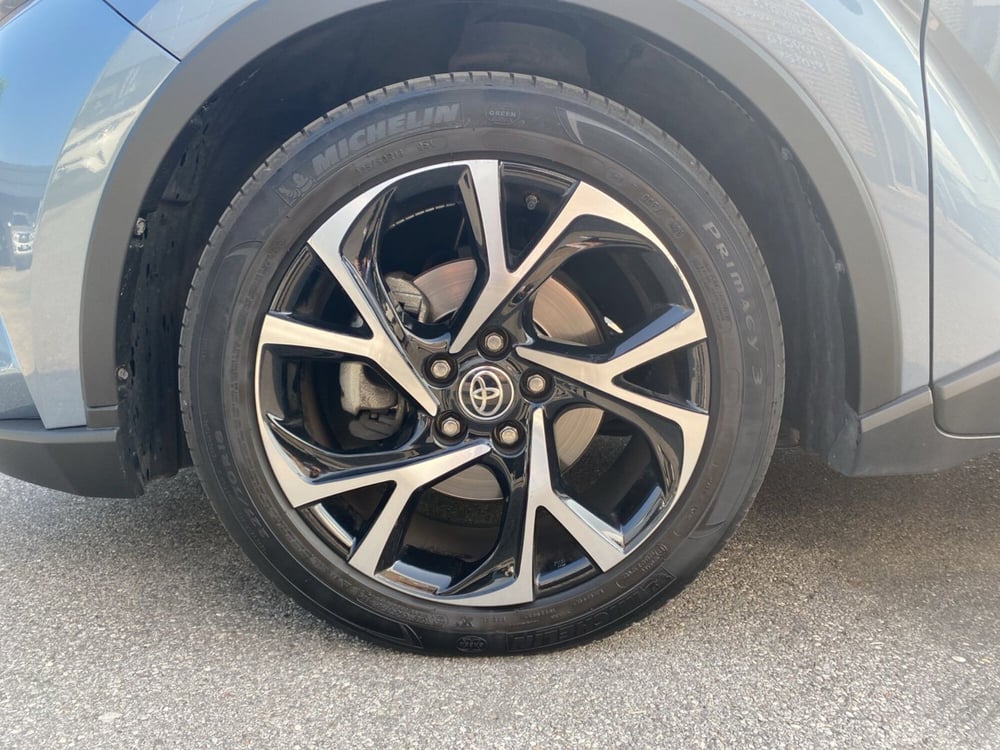 Toyota Toyota C-HR usata a Vicenza (10)