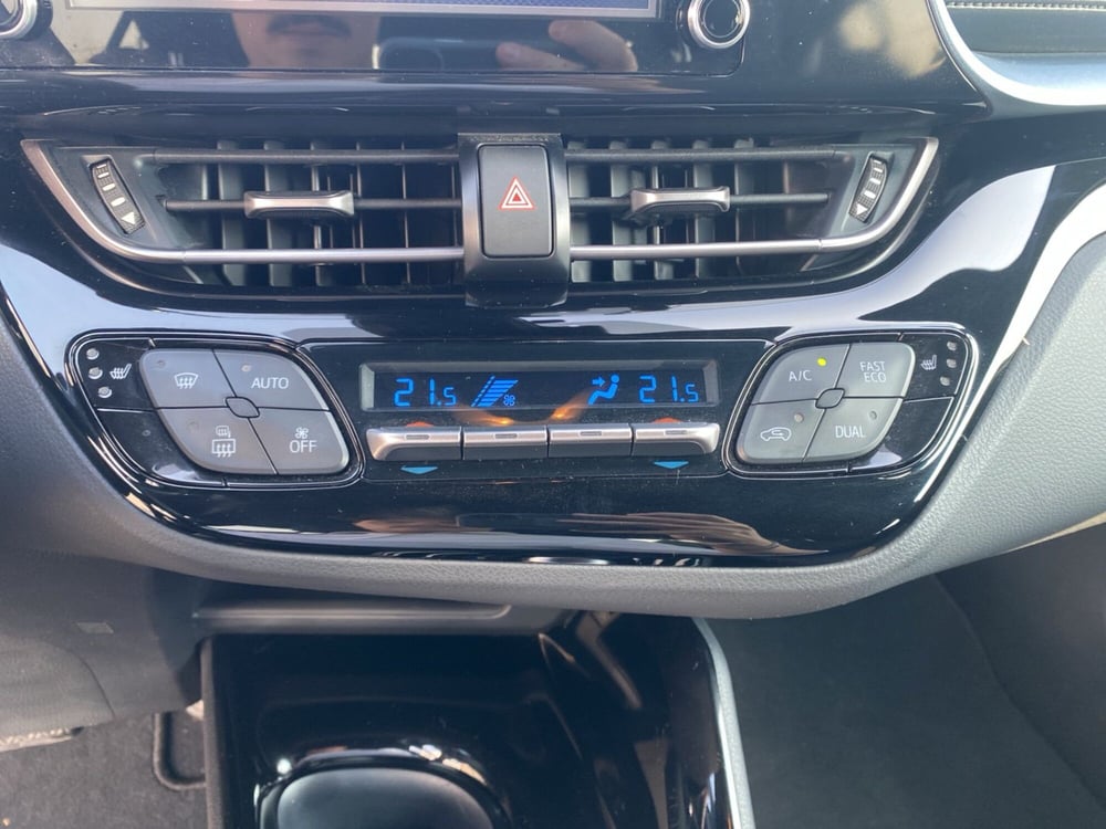 Toyota Toyota C-HR usata a Vicenza (16)