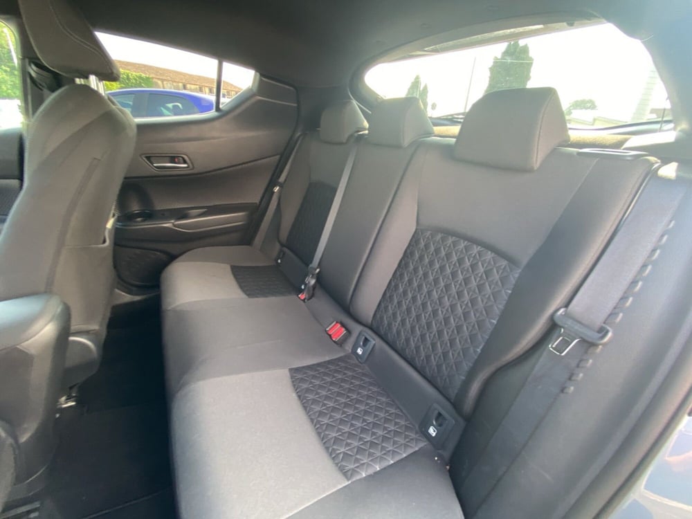 Toyota Toyota C-HR usata a Vicenza (17)