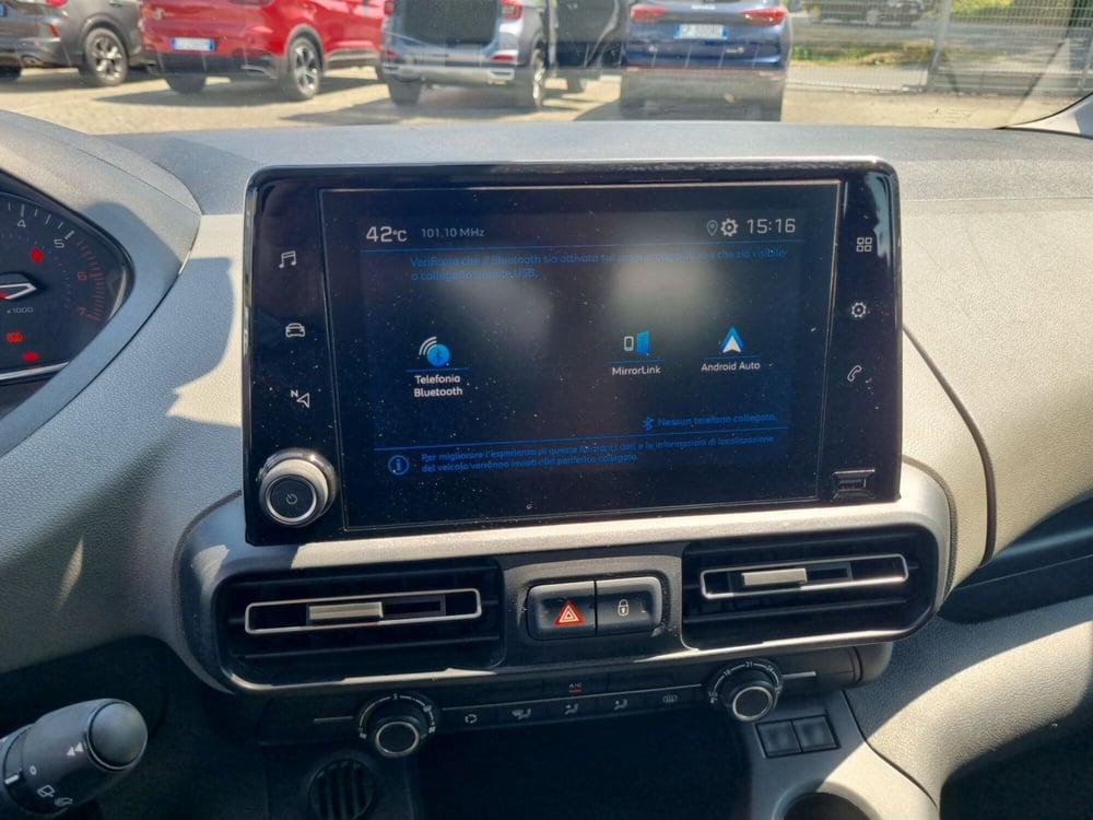 Peugeot Rifter usata a Lucca (10)