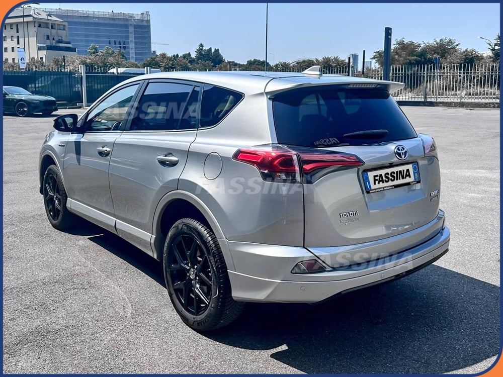 Toyota Rav4 usata a Milano (4)