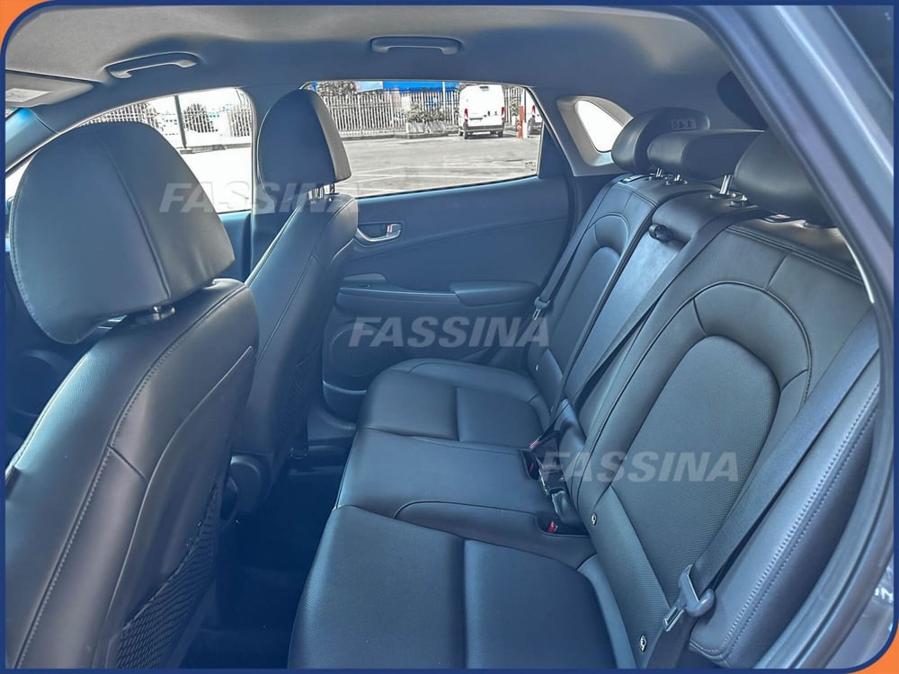 Hyundai Kona usata a Milano (10)