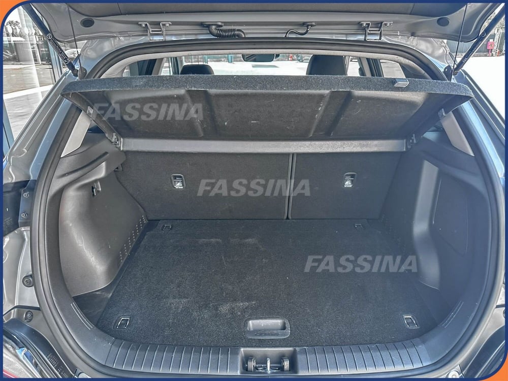 Hyundai Kona usata a Milano (11)