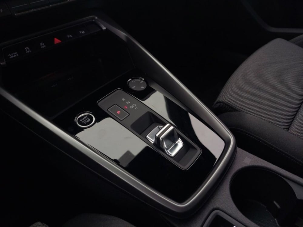 Audi A3 Sportback usata a Bari (11)
