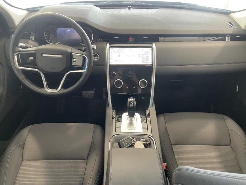 Land Rover Discovery Sport usata a Venezia (2)