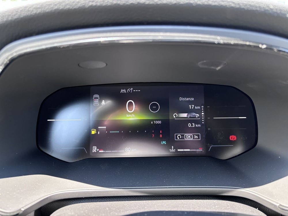 Renault Captur nuova a Ancona (16)