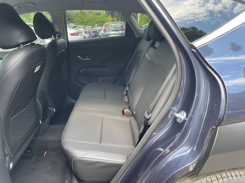 Hyundai Kona nuova a Roma (13)