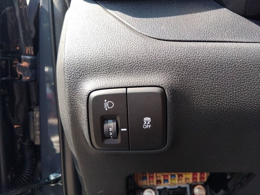 Hyundai i10 nuova a Roma (13)