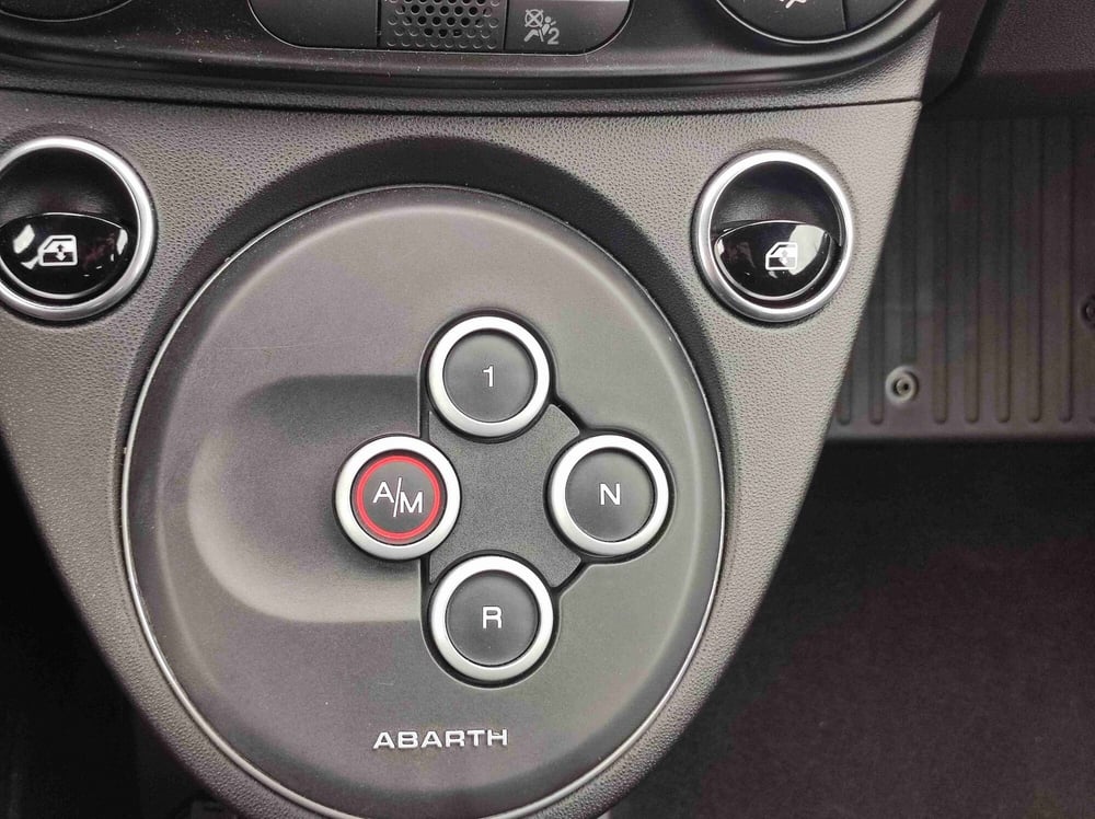 Abarth 695 nuova a Roma (4)