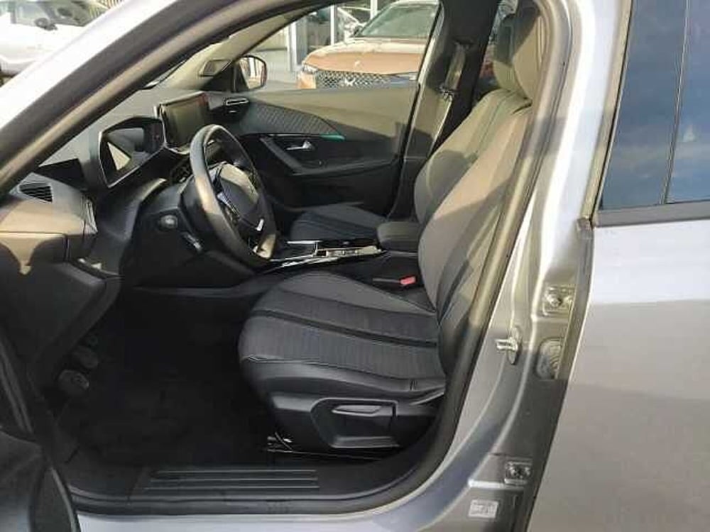 Peugeot 2008 usata a Milano (8)