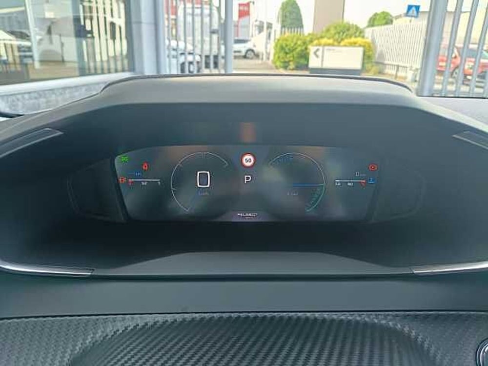 Peugeot 208 nuova a Milano (14)