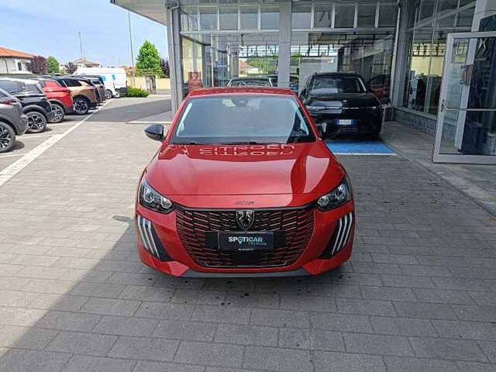 Peugeot 208 nuova a Milano (2)