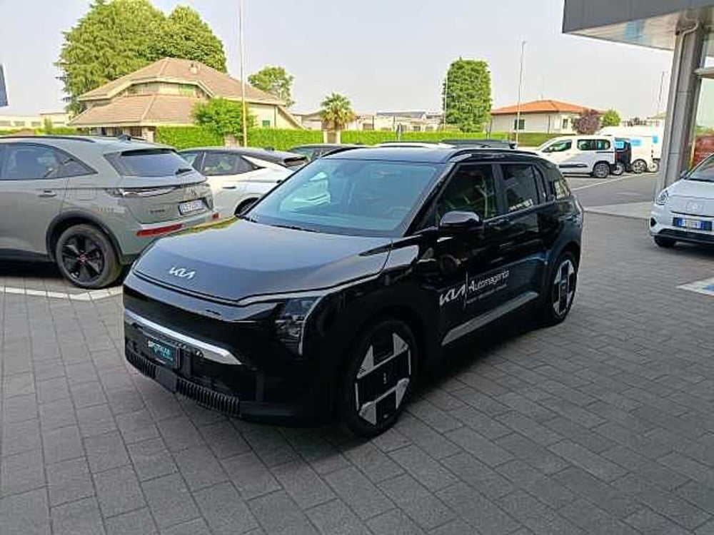Kia EV3 usata a Milano (3)