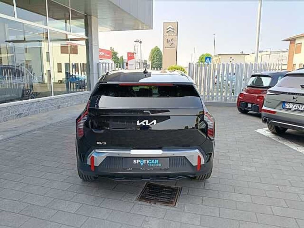 Kia EV3 usata a Milano (6)