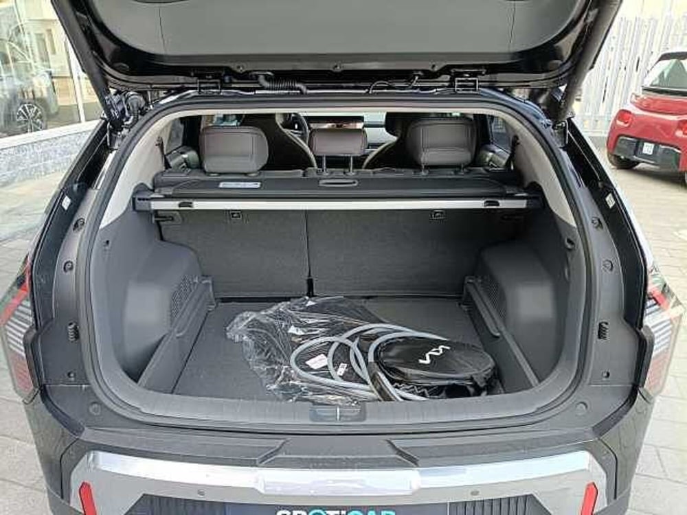 Kia EV3 usata a Milano (7)
