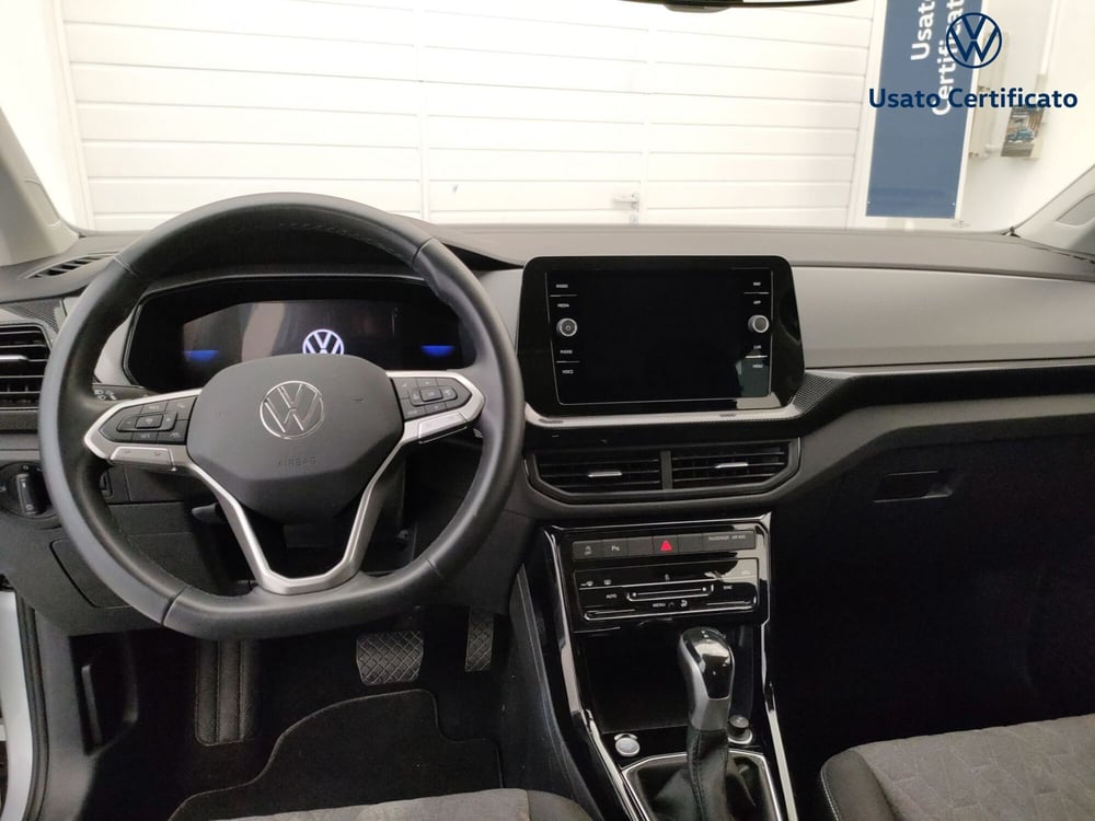 Volkswagen T-Cross usata a Varese (12)