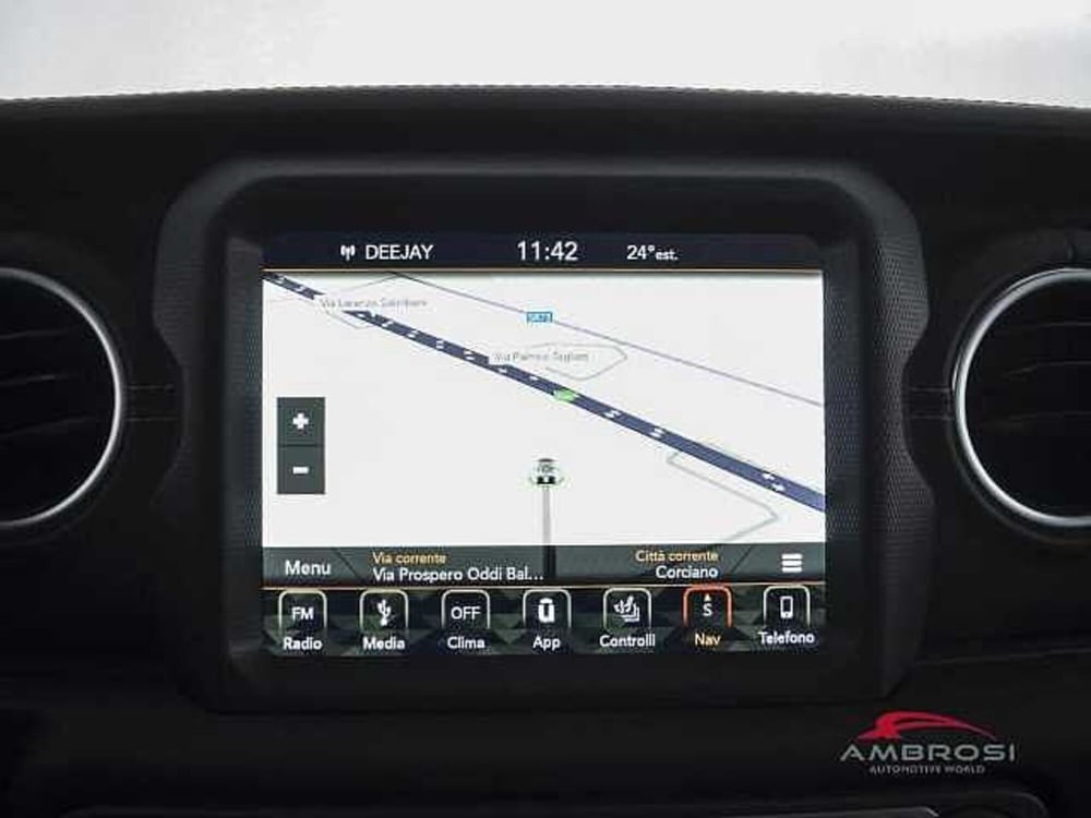 Jeep Wrangler Unlimited usata a Viterbo (14)