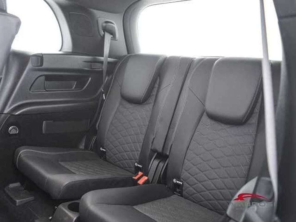Mercedes-Benz GLB usata a Viterbo (11)