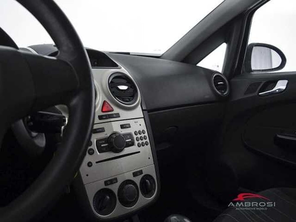 Opel Corsa usata a Viterbo (18)