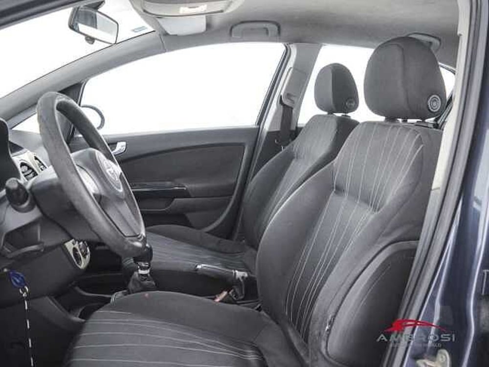 Opel Corsa usata a Viterbo (9)