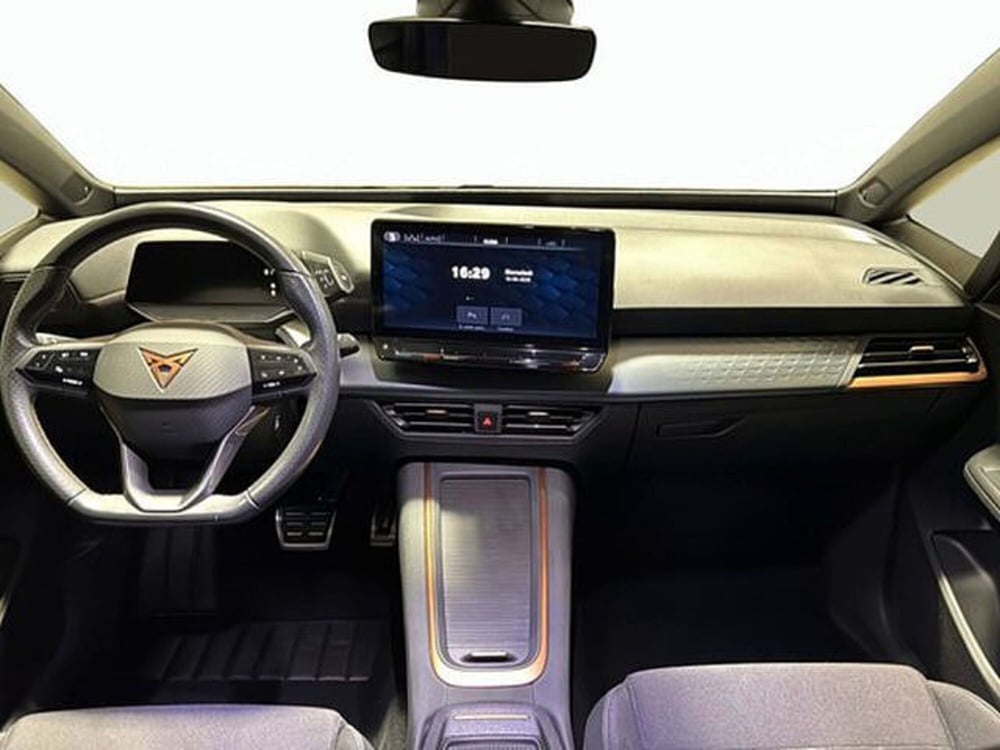 Cupra Born usata a Vicenza (8)