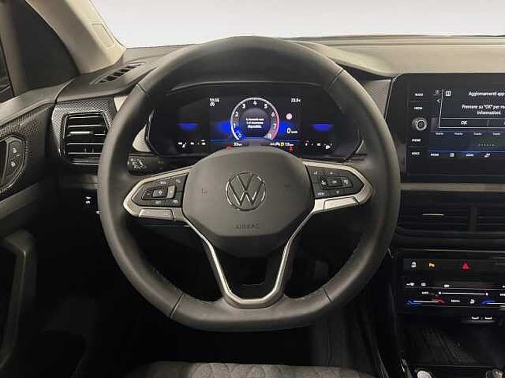 Volkswagen T-Cross nuova a Lecco (10)