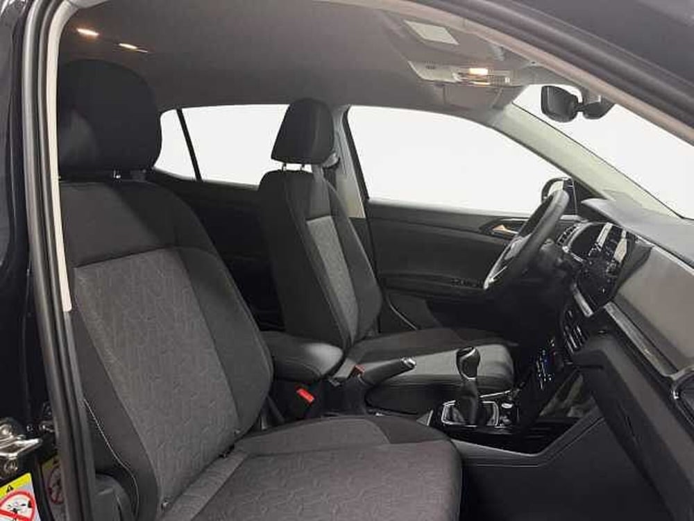 Volkswagen T-Cross nuova a Lecco (14)