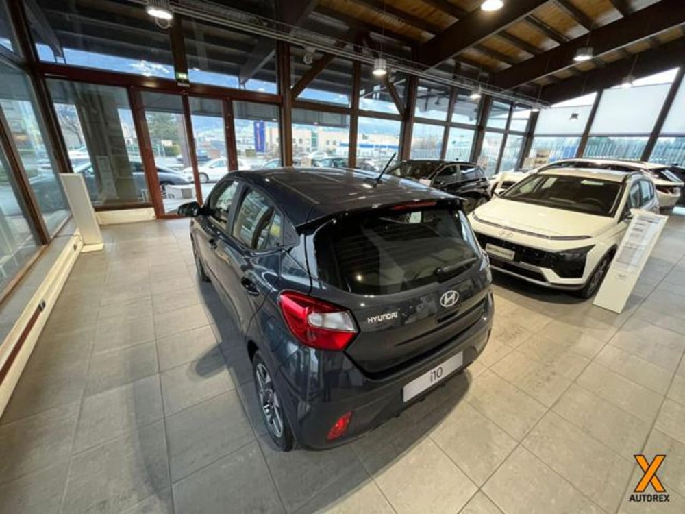 Hyundai i10 nuova a Varese (12)