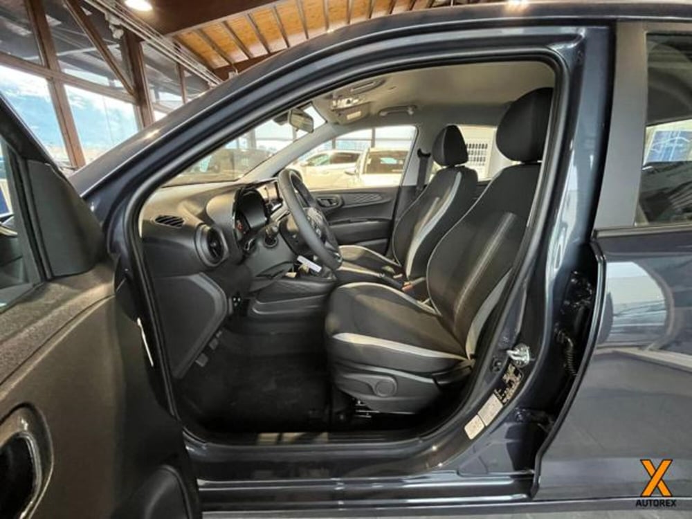 Hyundai i10 nuova a Varese (18)