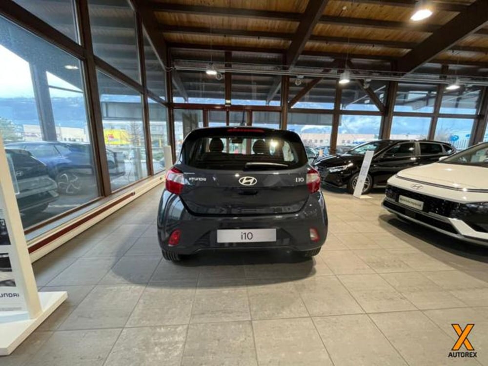Hyundai i10 nuova a Varese (8)